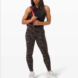 Lululemon Ready to Rulu Jogger
